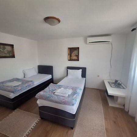Apartmani Ruza Подгорица Экстерьер фото